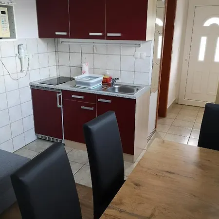 Apartment Damijan *