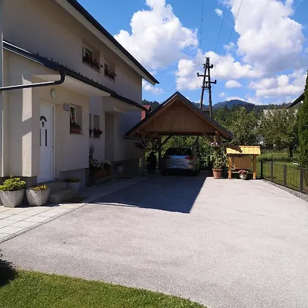 Damijan Apartment *